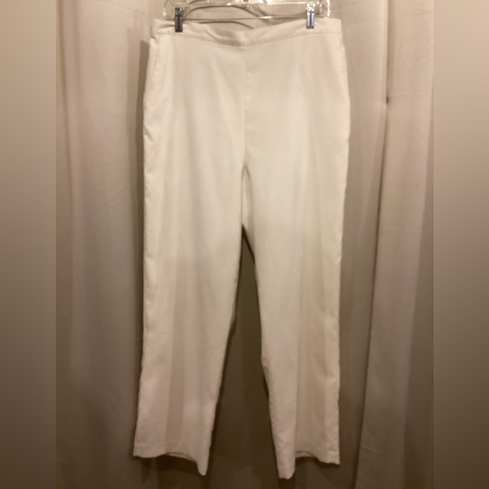 Alfred Dunner cream colored slacks